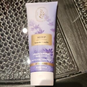 Bath & Body Works Lavender and Vanilla Body Cream - Purple and Gold